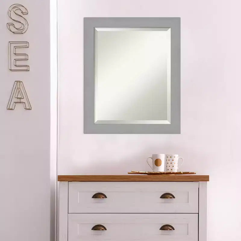 Miroir mural biseauté rectangulaire en nickel brossé – Simple
