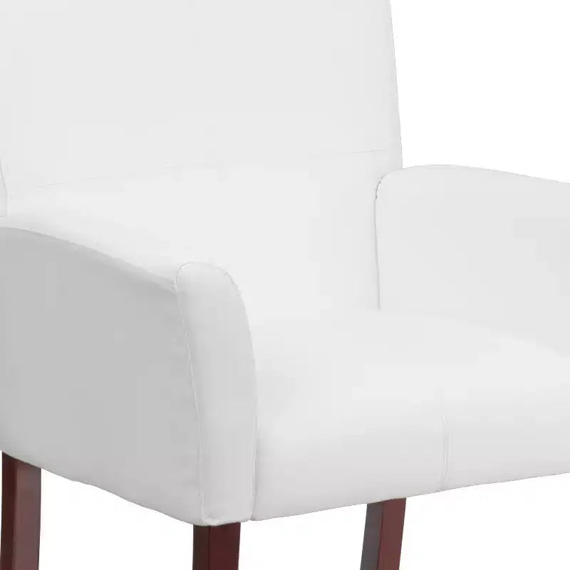 Fauteuil de réception de direction Emma et Oliver en cuir avec pieds en acajou